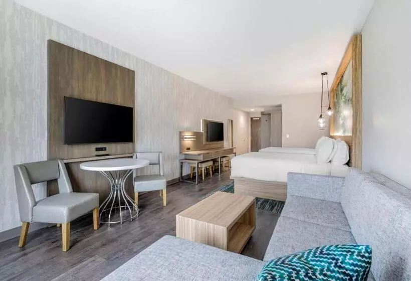 هتل Best Western Plus Winter Haven Inn & Suites