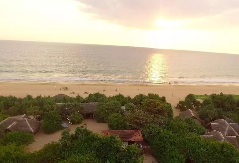 هتل Jungle Beach Ahungalla