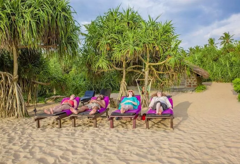 هتل Jungle Beach Ahungalla