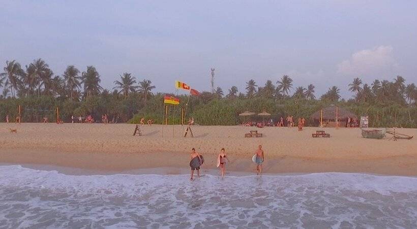 ホテル Jungle Beach Ahungalla