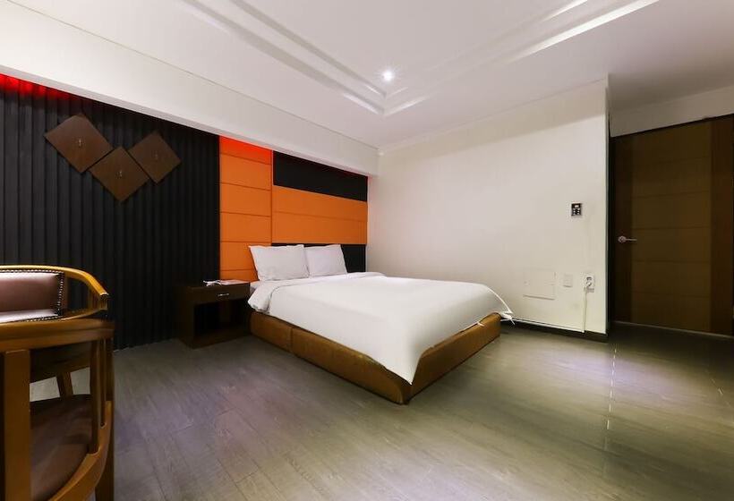 Motel Daejeon Yuseong Pioni