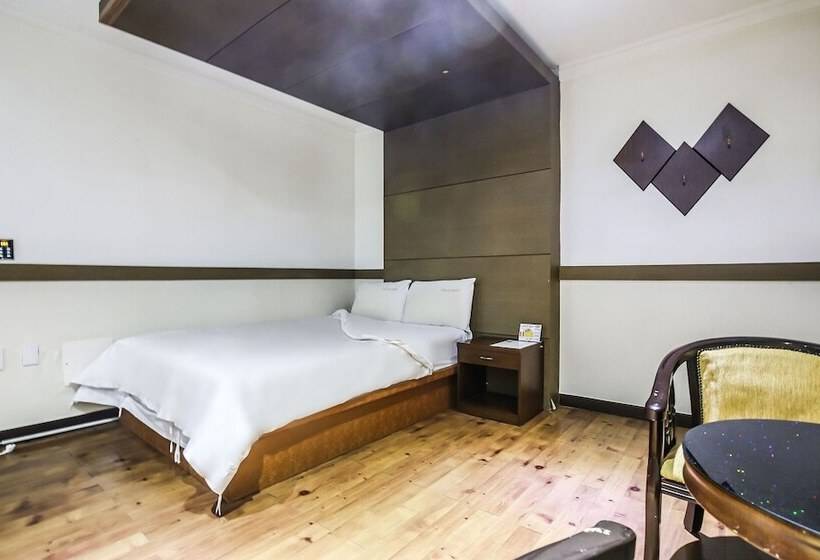 Motel Daejeon Yuseong Pioni