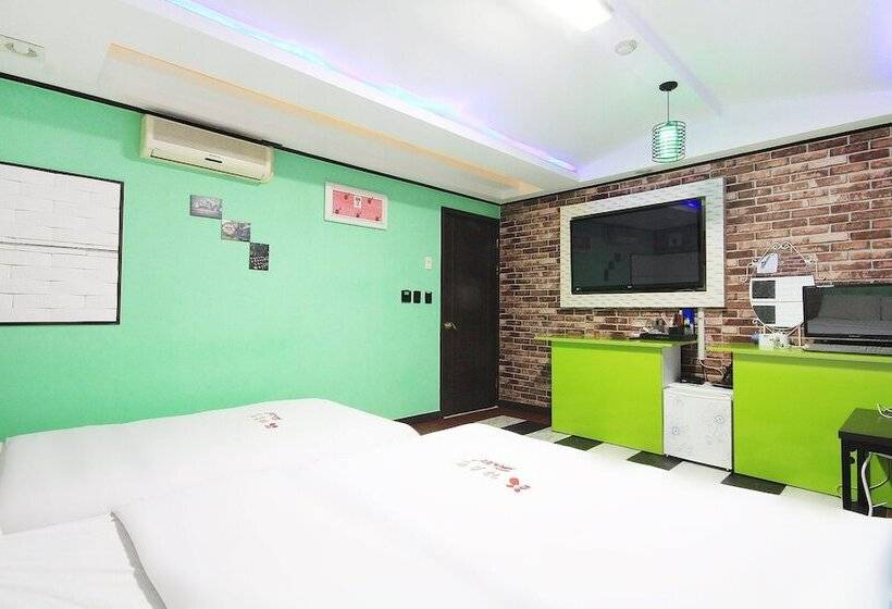 מוטל Gwangju Chungjangro Jasmine