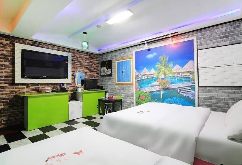 מוטל Gwangju Chungjangro Jasmine