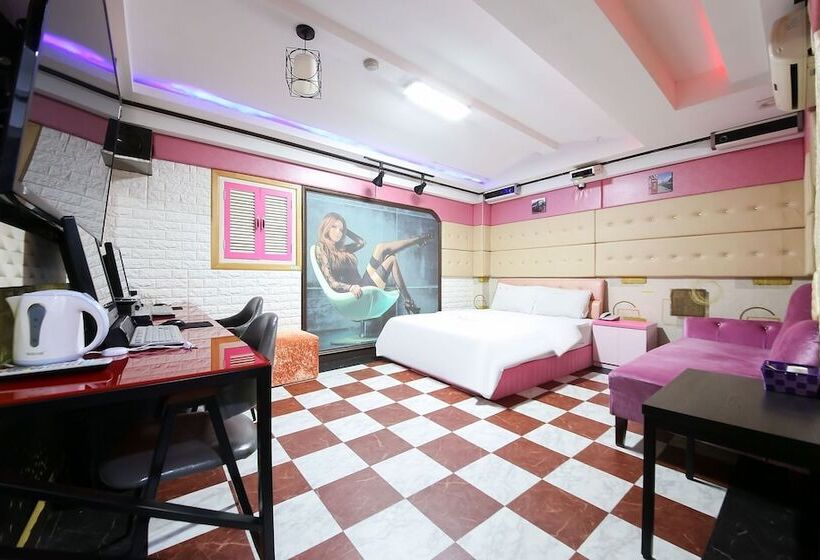 מוטל Gwangju Chungjangro Jasmine