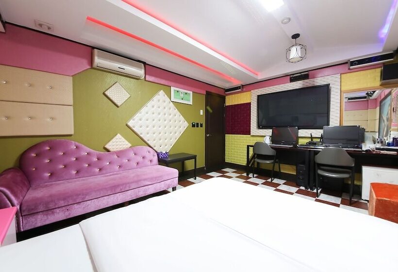 מוטל Gwangju Chungjangro Jasmine