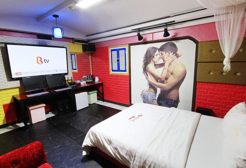 מוטל Gwangju Chungjangro Jasmine