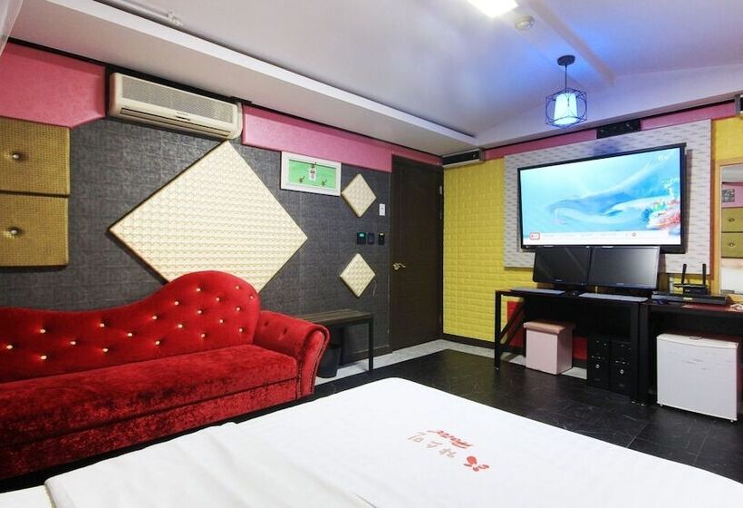 מוטל Gwangju Chungjangro Jasmine