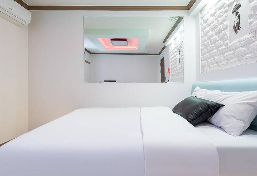 مُتل Gwangju Hanam M Business