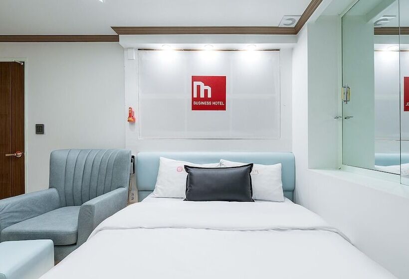 مُتل Gwangju Hanam M Business