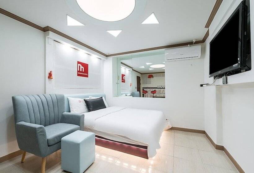 مُتل Gwangju Hanam M Business