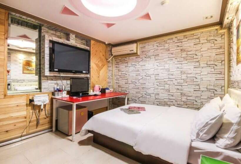 مُتل Gwangju Hanam M Business