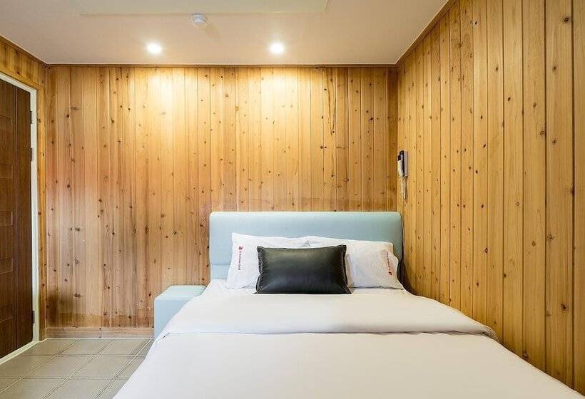 مُتل Gwangju Hanam M Business