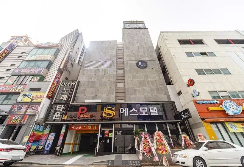 モーテル Gwnagju Pungamdong S