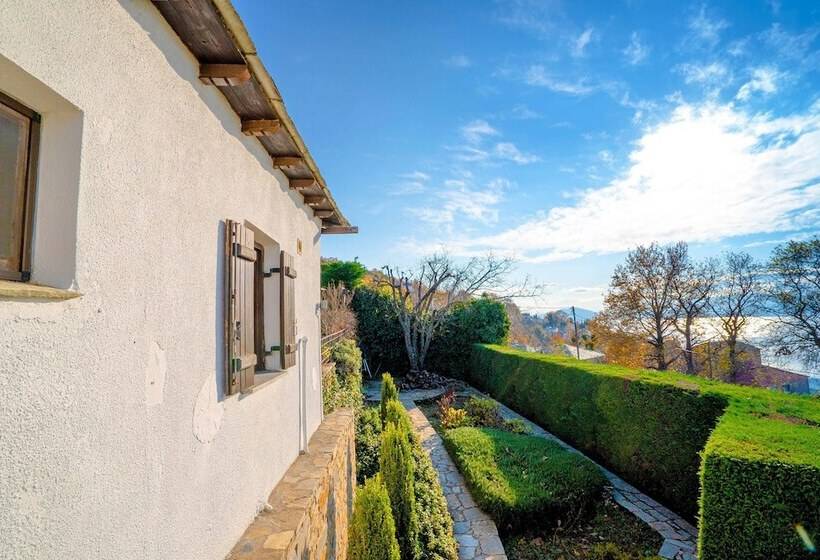 Отель Chrissi Nefeli