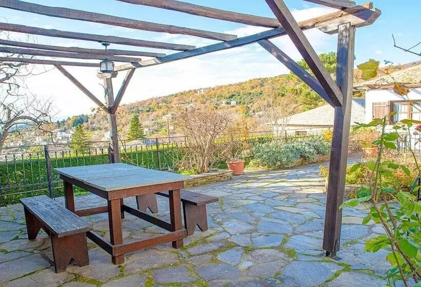 هتل Chrissi Nefeli