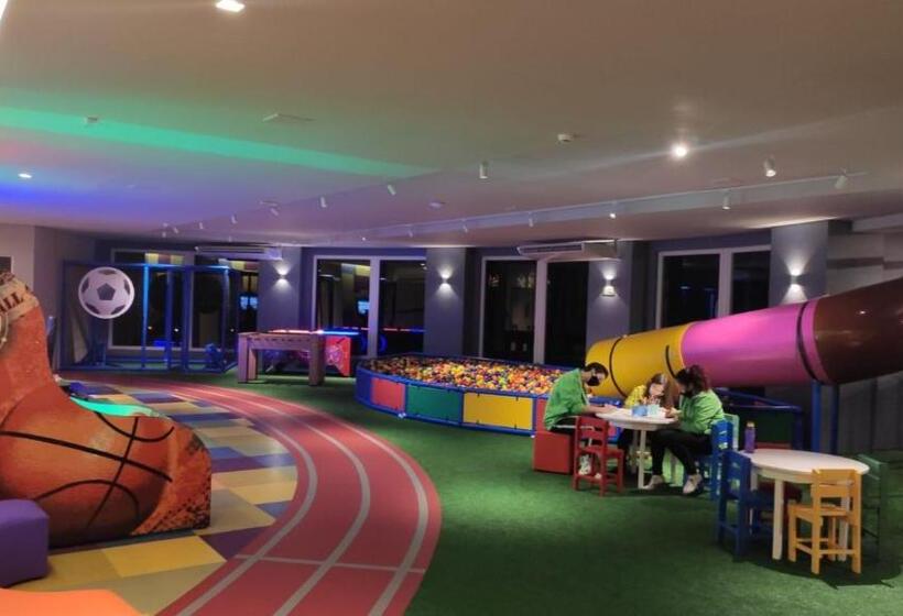 호텔 Golden Gramado Resort