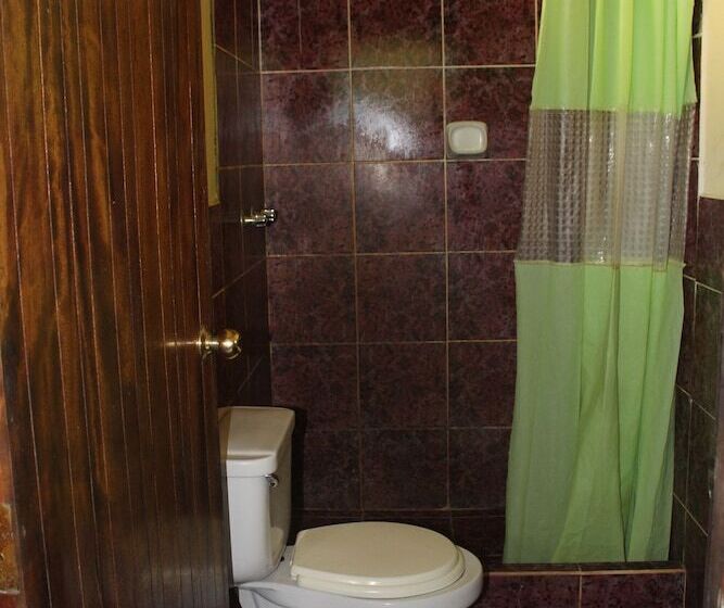 فندق Paradise Amazon Lodge & Adventure