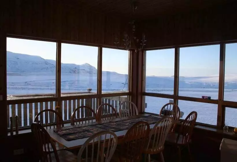 هتل Stóra Mörk Guesthouse