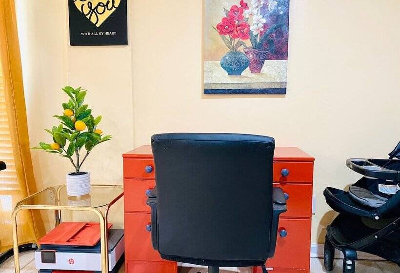 Отель Sweet Home Georgia Amour