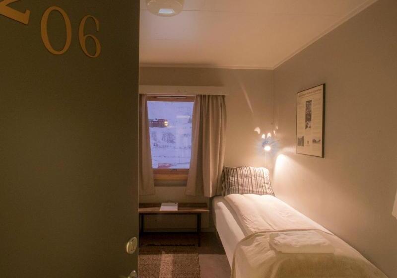 Albergue Coal Miners’ Cabins