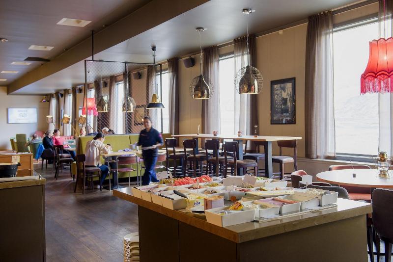 Albergue Coal Miners’ Cabins