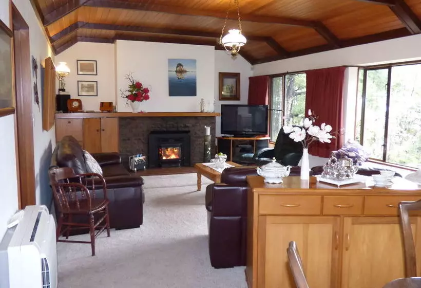 Avarest Bed & Breakfast