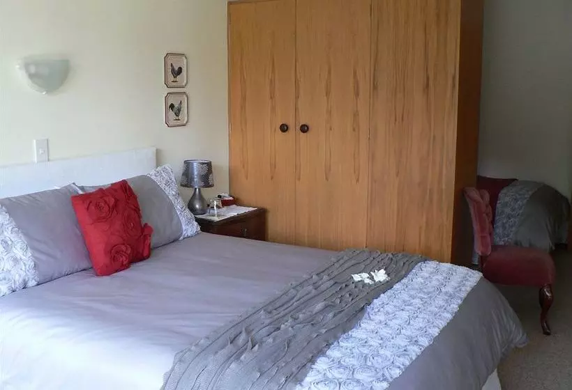 Avarest Bed & Breakfast