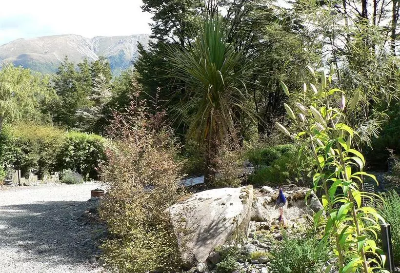 Avarest Bed & Breakfast