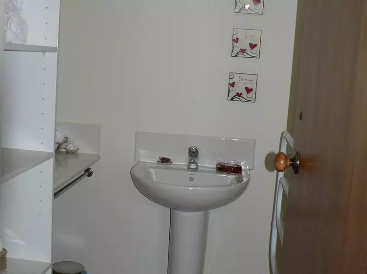 Avarest Bed & Breakfast