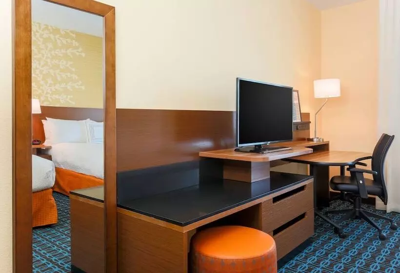 Otel Fairfield Inn & Suites By Marriott Cotulla