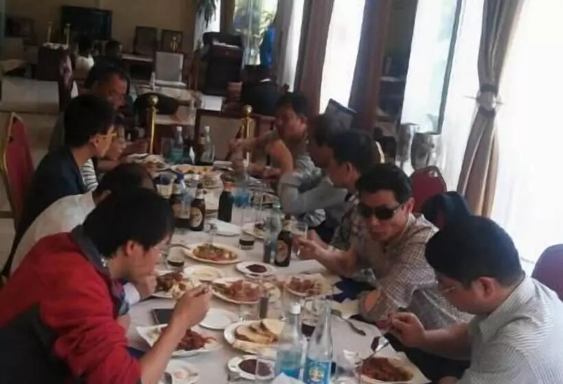 هتل Florida International