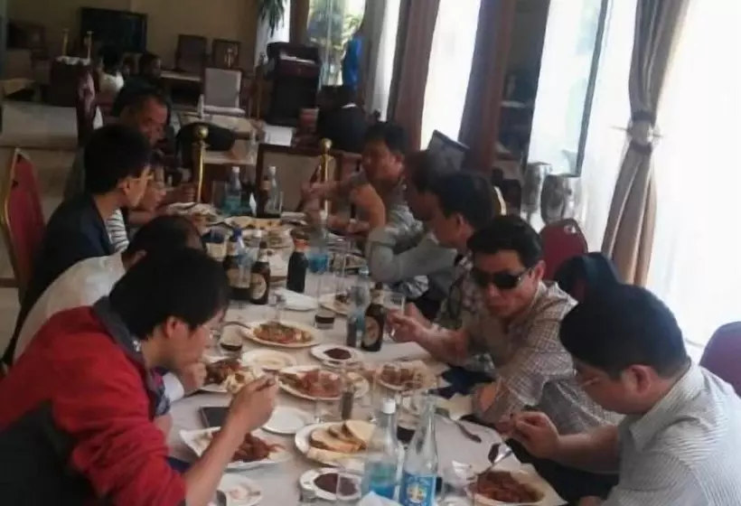 هتل Florida International