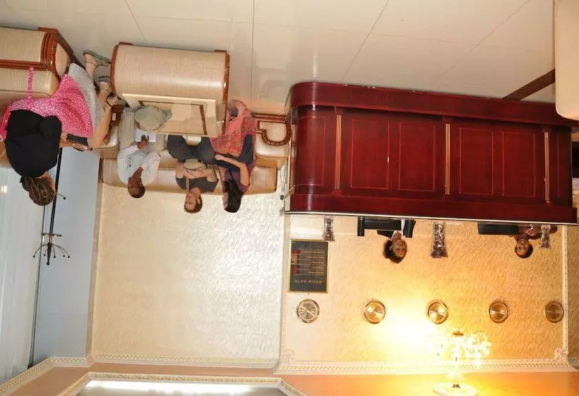 هتل Florida International