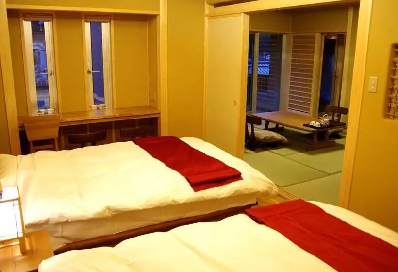 ホテル Gero Onsen Yukyunohana