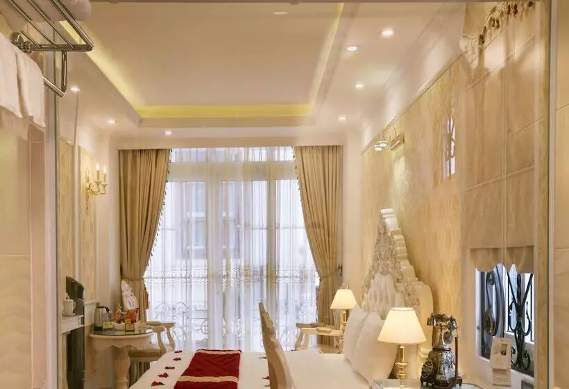 Hanoi Hotel Royal