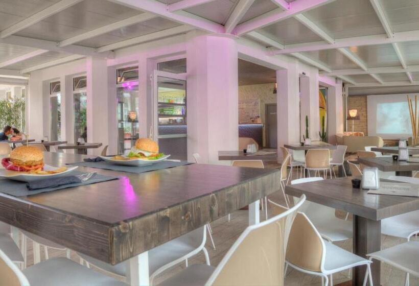 בית מלון כפרי Helvetia