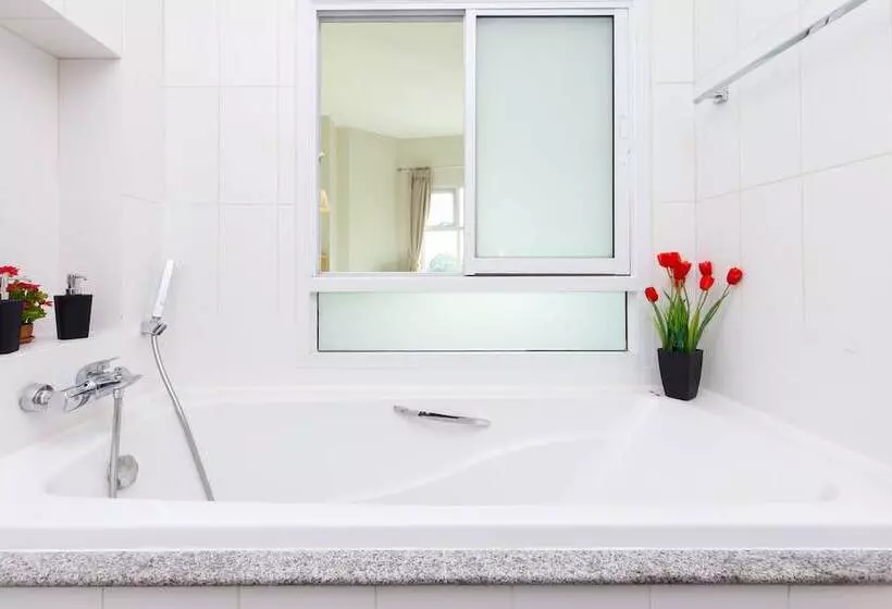 Kanchanaburi City Hotel Sha Extra Plus