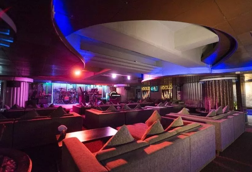 בית מלון כפרי Kiss Gardenhome Chic