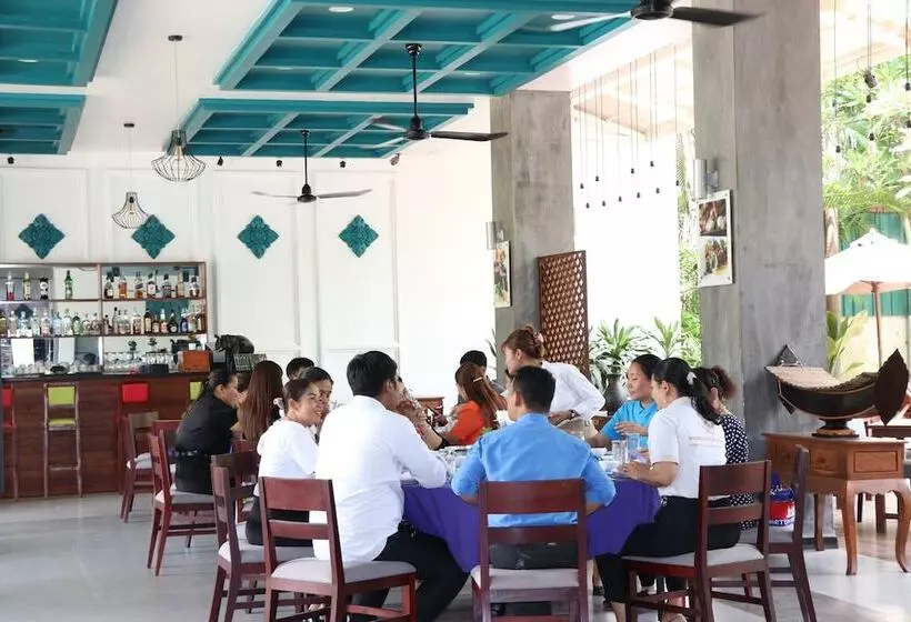 Hotel Landing Gold By Amatak