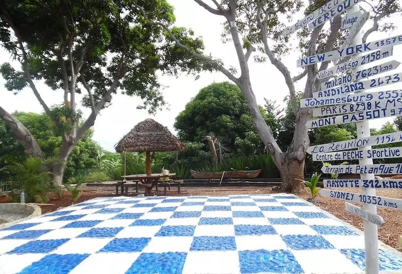 هتل Le Grand Bleu