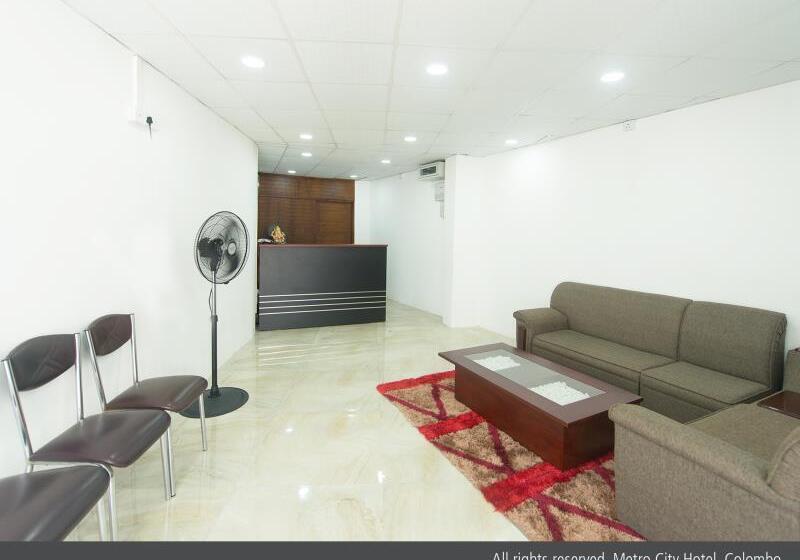 ホテル Metro City