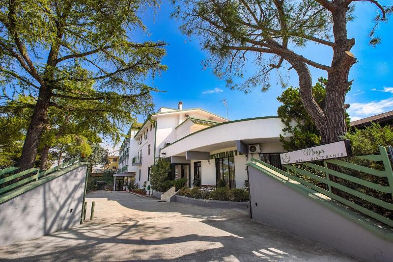 בית מלון כפרי Murgia