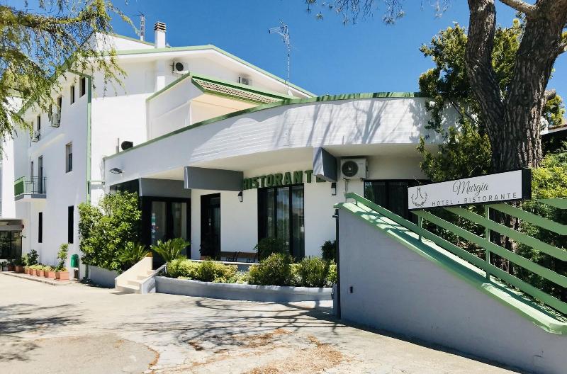 בית מלון כפרי Murgia