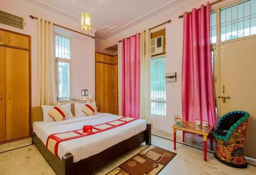 בית מלון כפרי Oyo Rooms Jawahar Circle