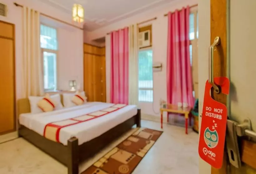 בית מלון כפרי Oyo Rooms Jawahar Circle