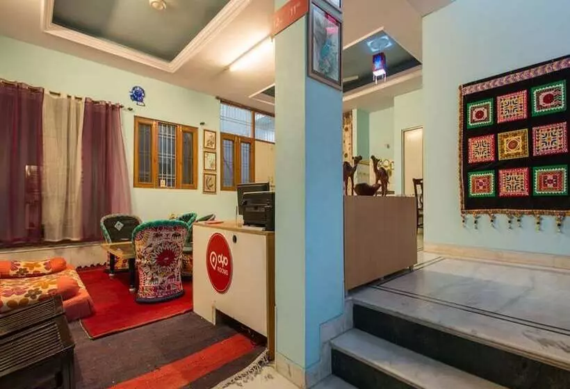 בית מלון כפרי Oyo Rooms Jawahar Circle