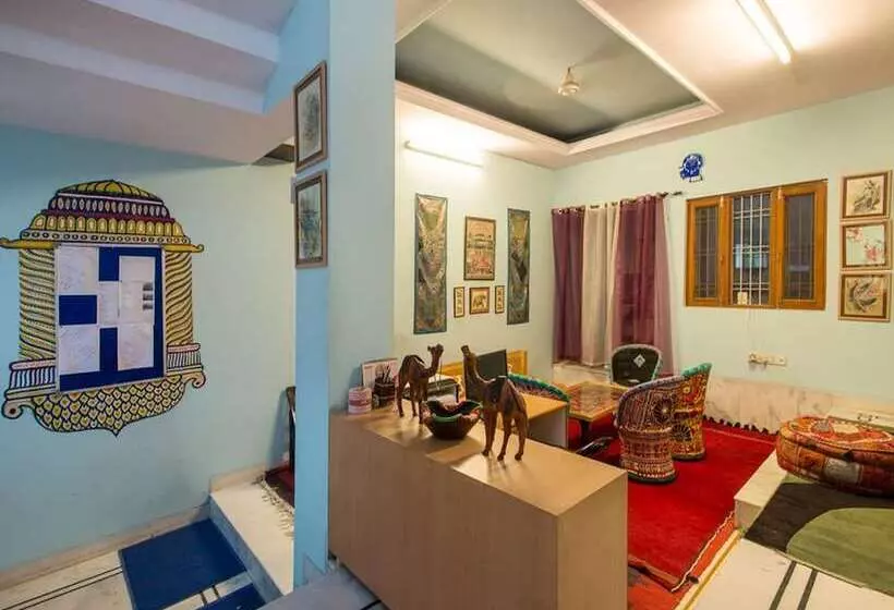 בית מלון כפרי Oyo Rooms Jawahar Circle