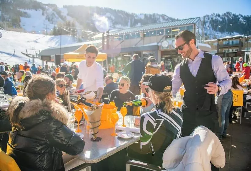 בית מלון כפרי Residences At The Little Nell