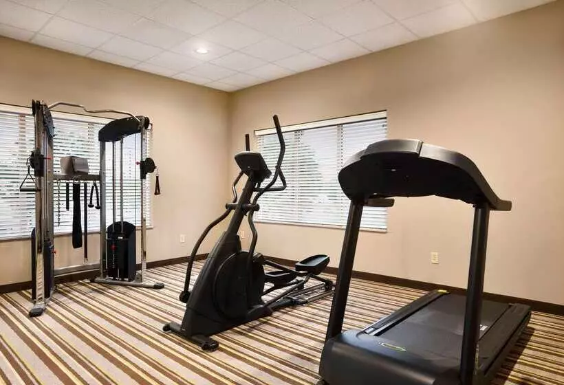 בית מלון כפרי Super 8 By Wyndham Hershey Chocolate Avenue